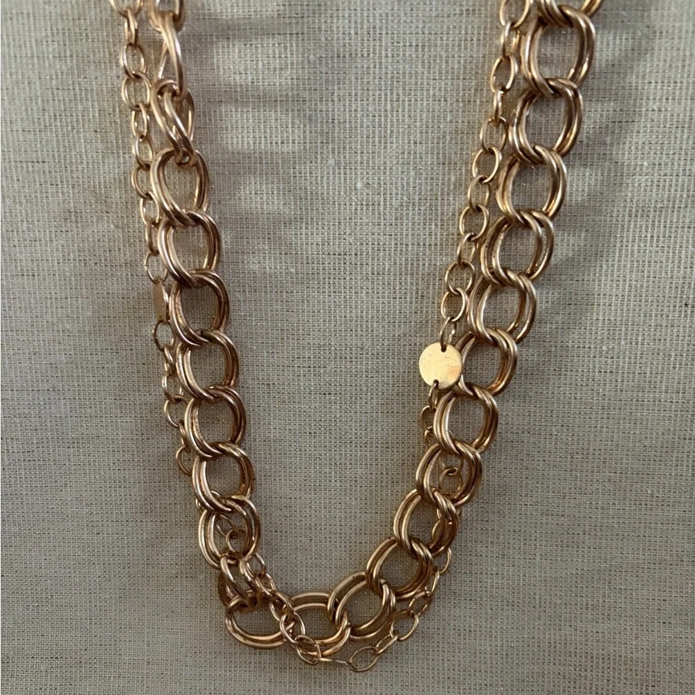 Elegant Gold Chain Necklace